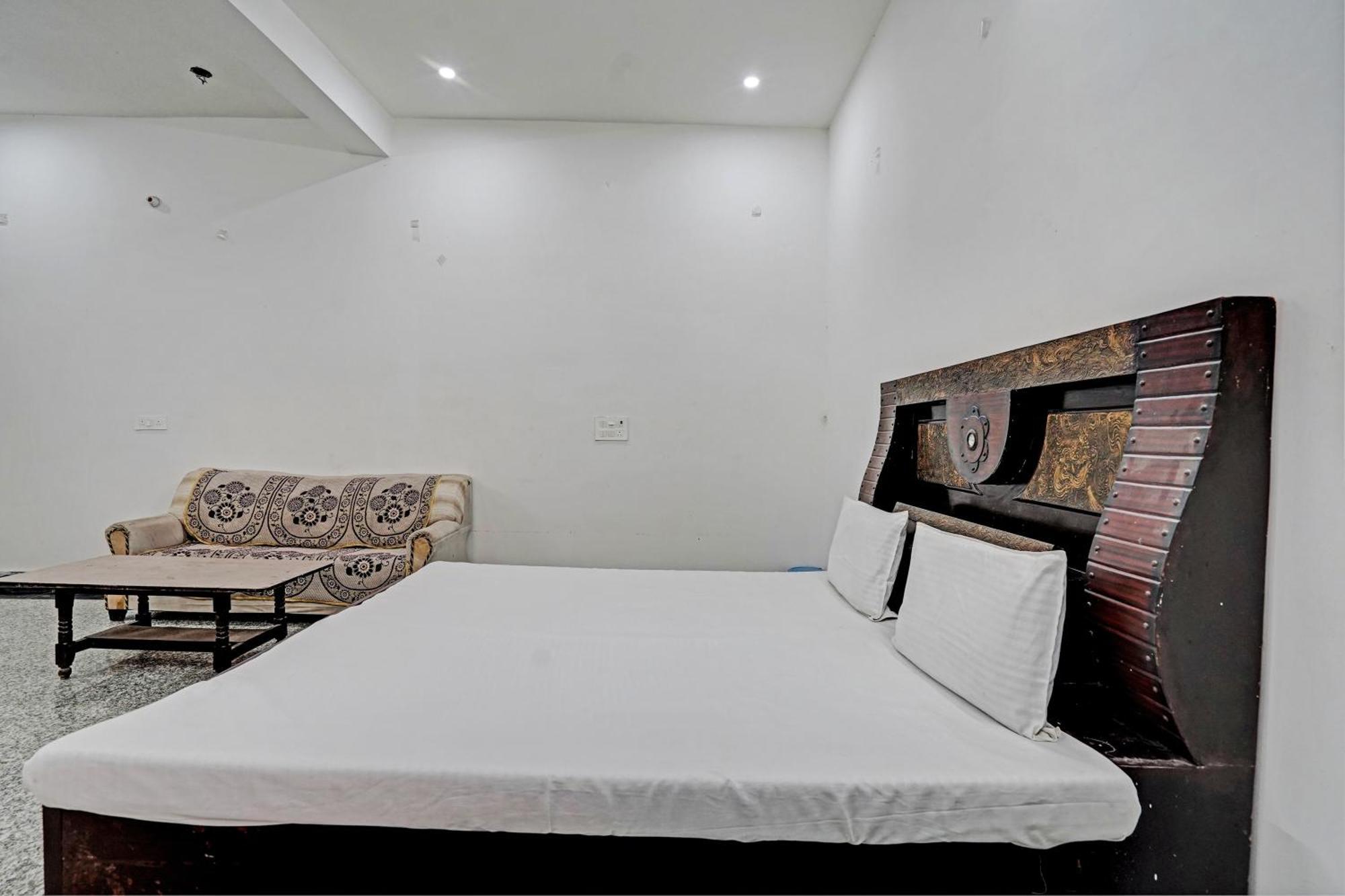 Hotel O Highway Plaza And Resorts 2 Hāthras 외부 사진